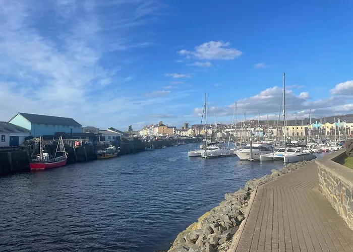 Discover Serenity In Our 3-Bed Static Caravan At Clarach Bay Holiday Village!