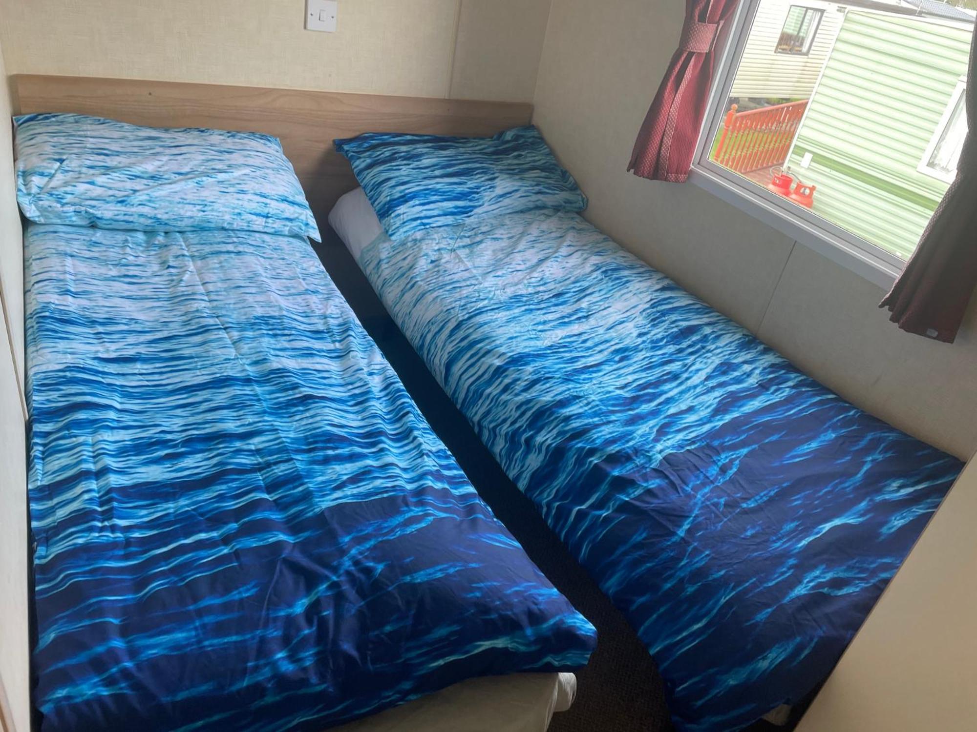 Discover Serenity In Our 3-bed Static Caravan At Clarach Bay Village!
