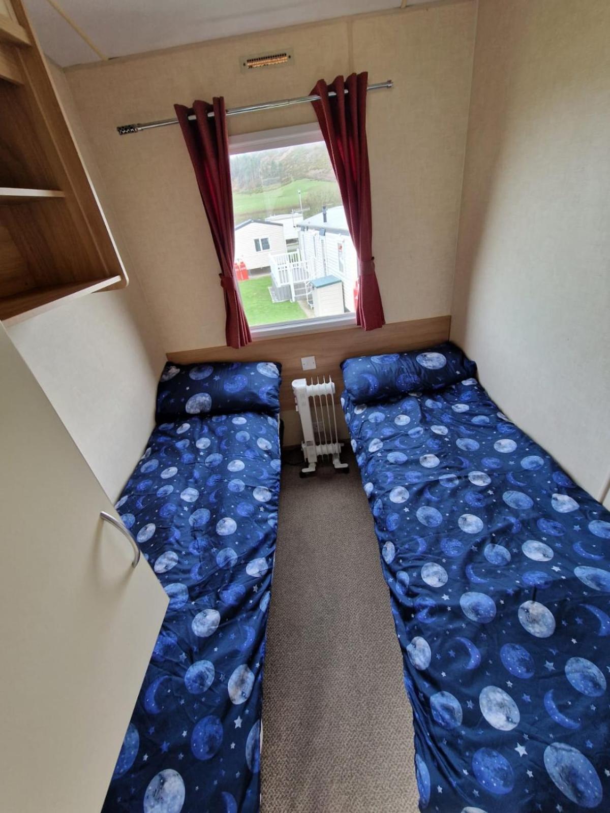 Holiday home Discover Serenity In Our 3-bed Static Caravan At Clarach Bay Village! *